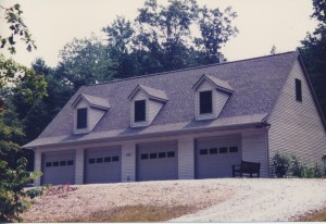 4 Car Garage with Apartment Above